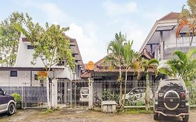 Spot On 90797 Sukun Syariah Homestay